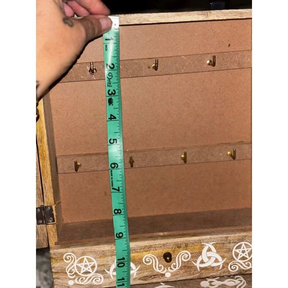 Brown & White Wooden Jewelry Organizer